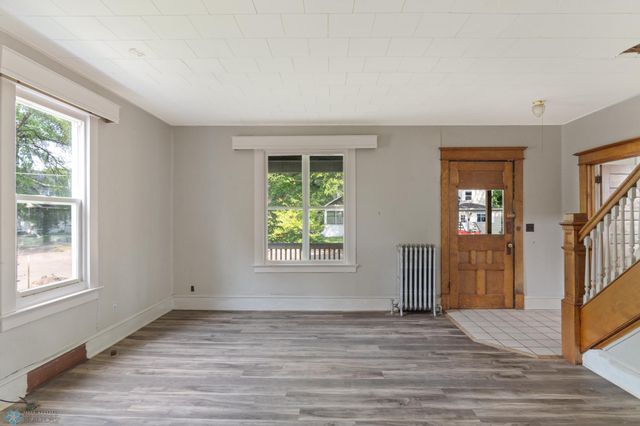 824 9th Street N, Fargo, ND 58102
