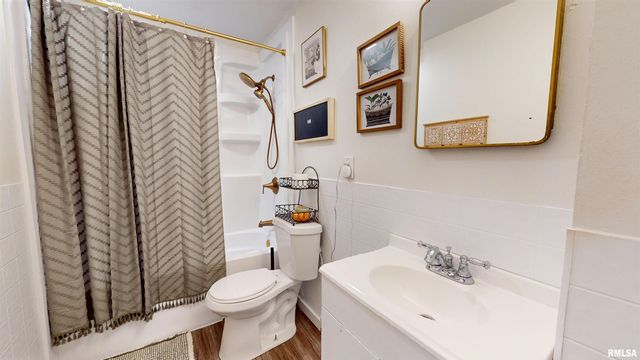 411 CAPRI Street, Pekin, IL 61554