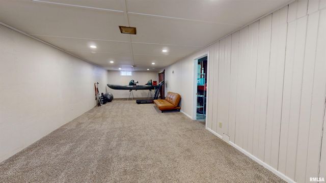 411 CAPRI Street, Pekin, IL 61554