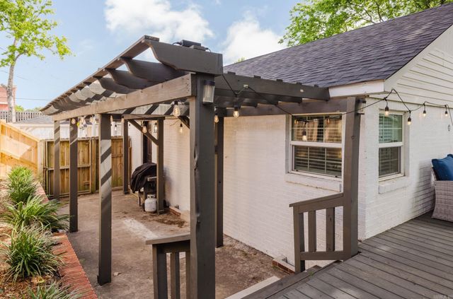 213 E Narroway, Benton, AR 72015