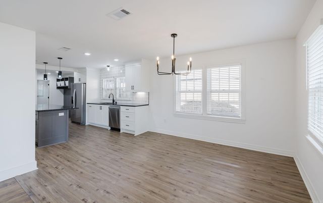 213 E Narroway, Benton, AR 72015