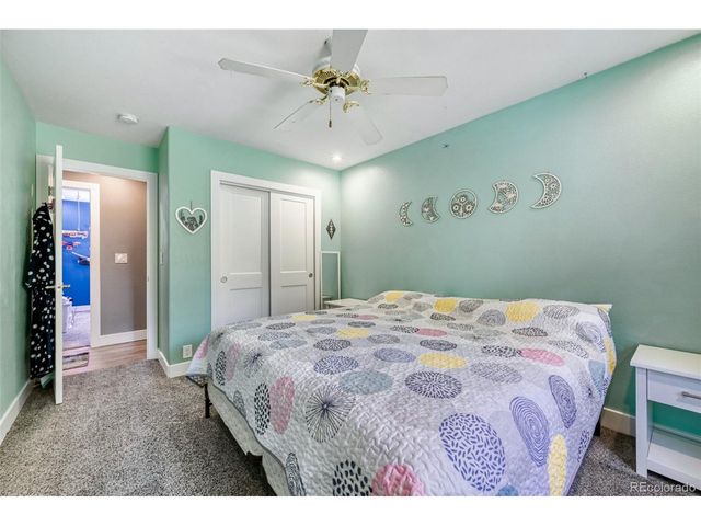 3392 Estates Cir, Larkspur, CO 80118