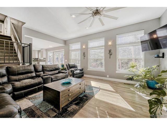 3392 Estates Cir, Larkspur, CO 80118