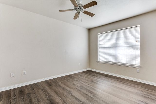 1008 Treys Court, Sanger, TX 76266