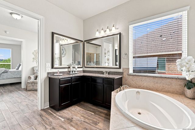 25737 COMANCHE CRK, San Antonio, TX 78261