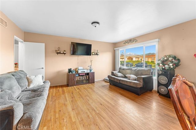 6003 N Briargate, Glendora, CA 91740