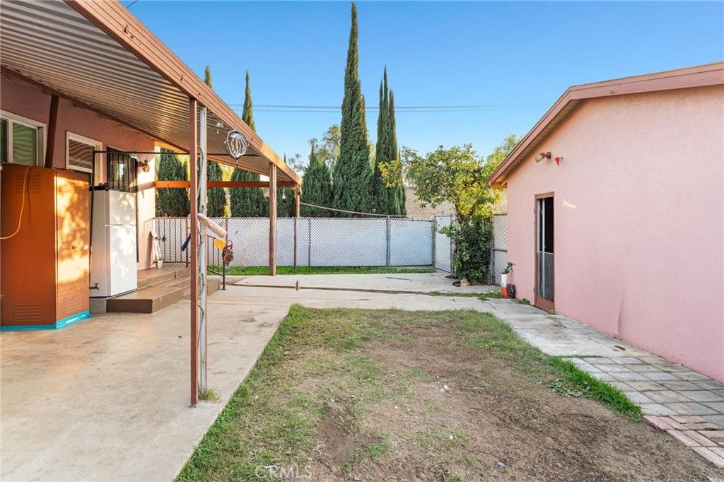 Image 18 of property listing at 6003 N Briargate, Glendora, CA 91740