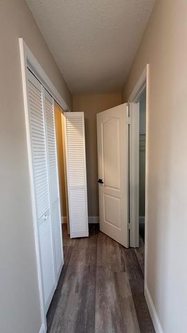 548 SE Oceanspray Terrace, Port St Lucie, FL 34983