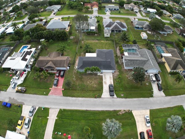 548 SE Oceanspray Terrace, Port St Lucie, FL 34983