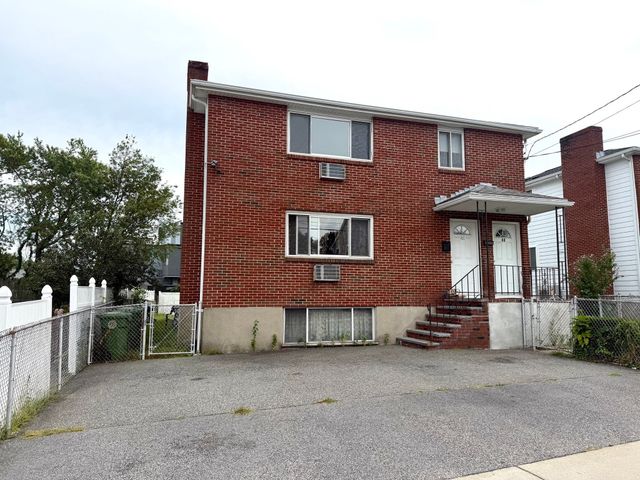 46-48 Waltham St, Watertown, MA 02472