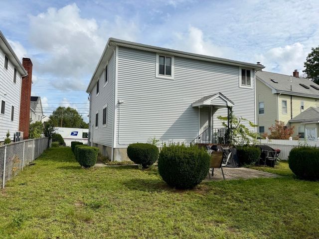 46-48 Waltham St, Watertown, MA 02472