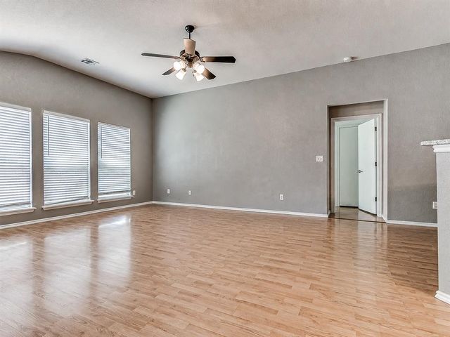 10333 Buccaneer Drive, Oklahoma City, OK 73159