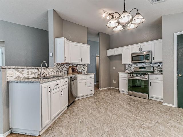 10333 Buccaneer Drive, Oklahoma City, OK 73159