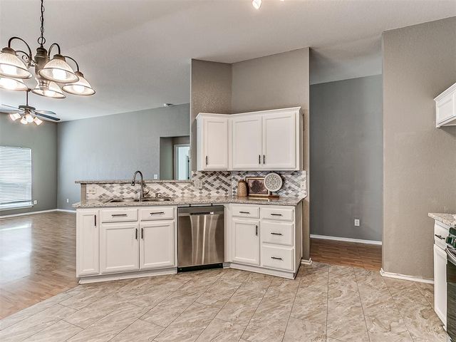 10333 Buccaneer Drive, Oklahoma City, OK 73159