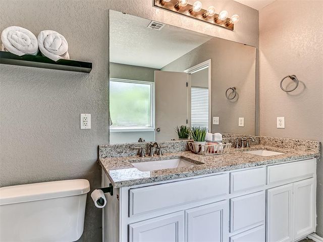 10333 Buccaneer Drive, Oklahoma City, OK 73159