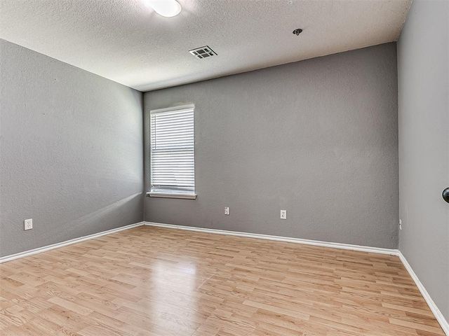 10333 Buccaneer Drive, Oklahoma City, OK 73159