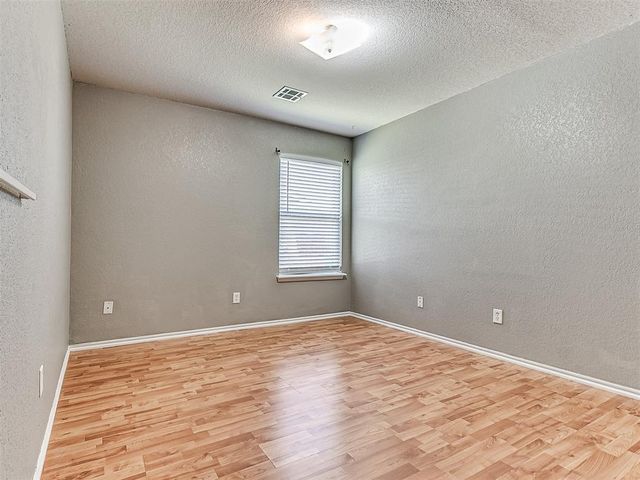 10333 Buccaneer Drive, Oklahoma City, OK 73159