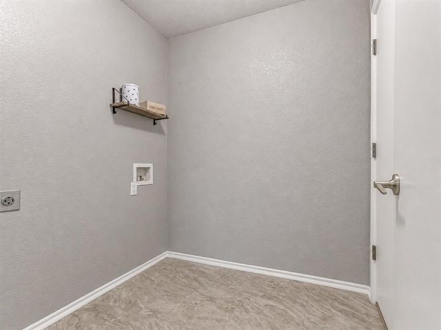 10333 Buccaneer Drive, Oklahoma City, OK 73159