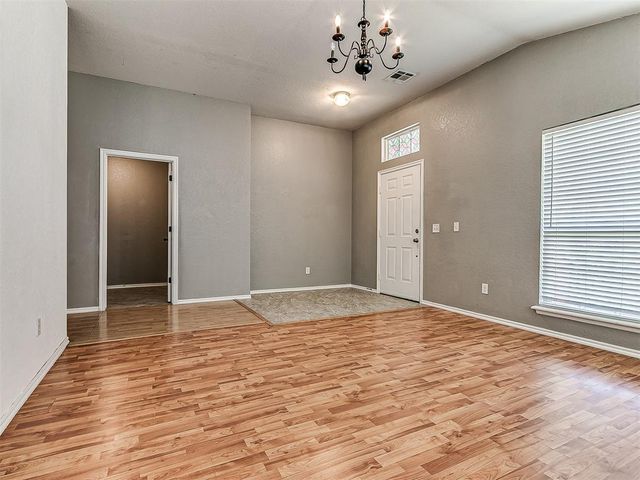 10333 Buccaneer Drive, Oklahoma City, OK 73159