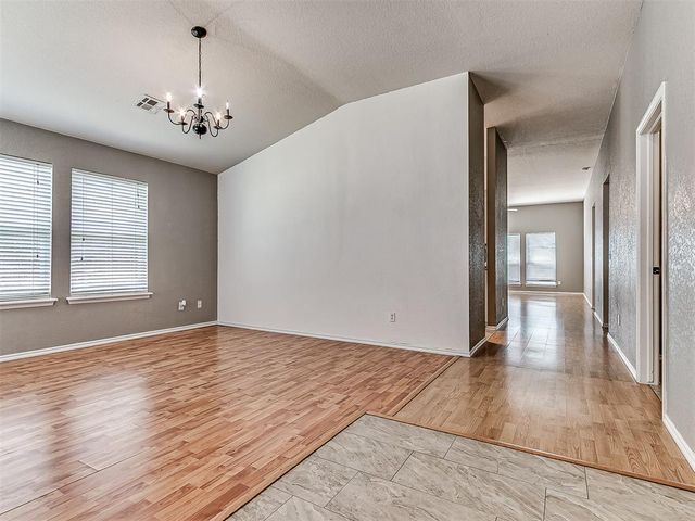 10333 Buccaneer Drive, Oklahoma City, OK 73159