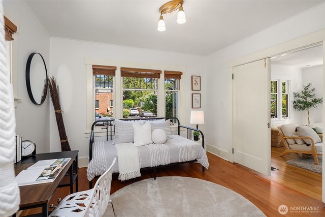 6051 6th Avenue NW, Seattle, WA 98107