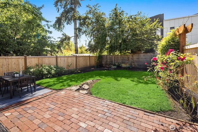 6051 6th Avenue NW, Seattle, WA 98107