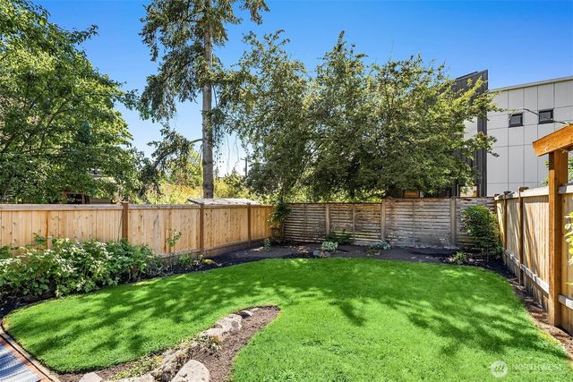 6051 6th Avenue NW, Seattle, WA 98107