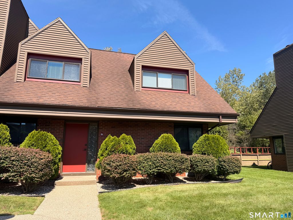 86 Montoya Drive 86, Branford, CT 06405