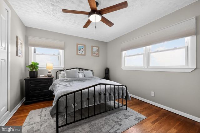 14 MIRY BROOK RD, Hamilton, NJ 08690