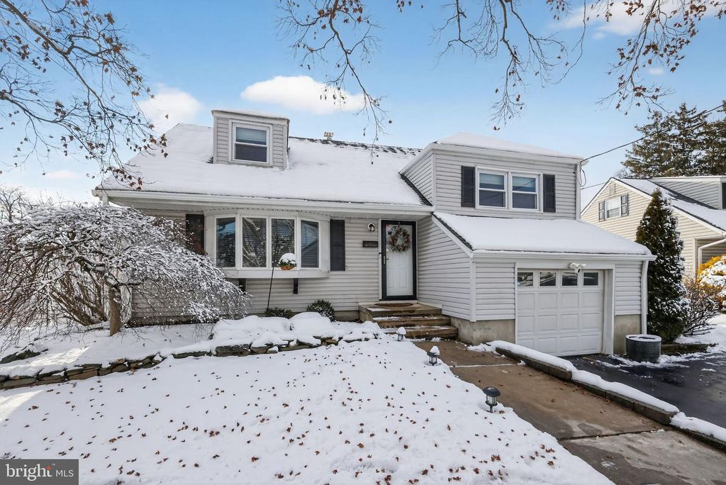 14 MIRY BROOK RD, Hamilton, NJ 08690