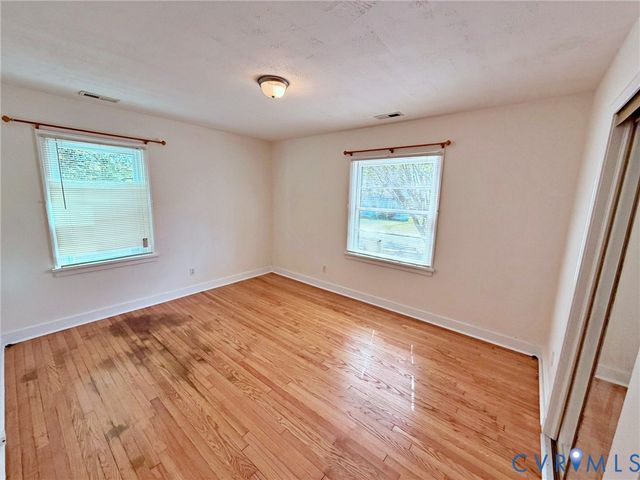 4838 Stanley Dr, North Chesterfield, VA 23234