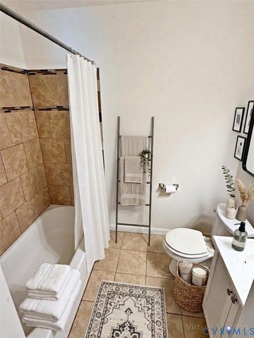 4838 Stanley Dr, North Chesterfield, VA 23234