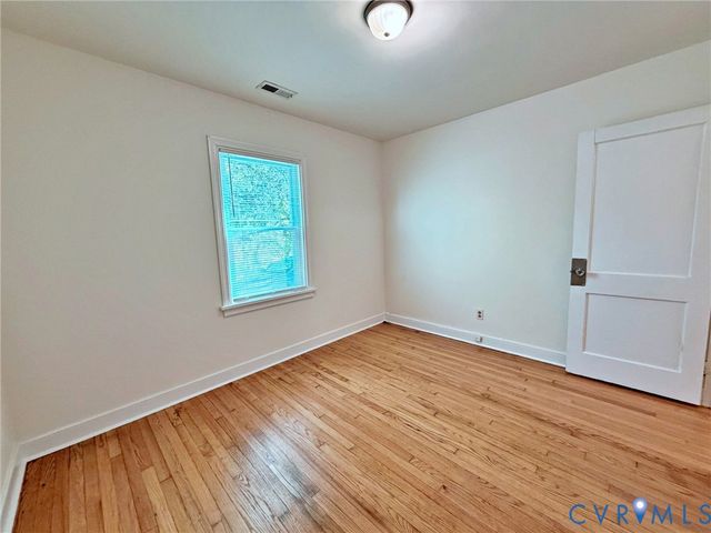 4838 Stanley Dr, North Chesterfield, VA 23234
