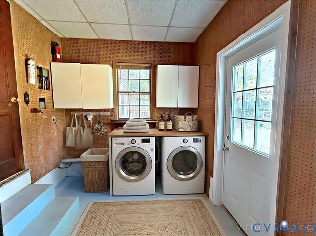 4838 Stanley Dr, North Chesterfield, VA 23234