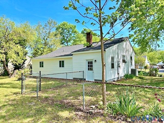 4838 Stanley Dr, North Chesterfield, VA 23234