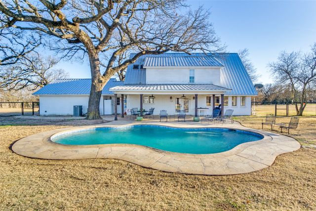 10833 Fm 916, Grandview, TX 76050