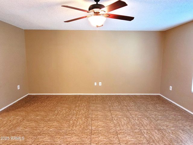 11005 W KELSO Drive, Sun City, AZ 85351