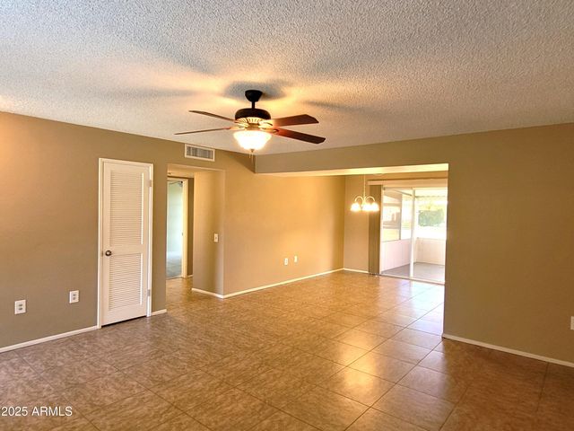 11005 W KELSO Drive, Sun City, AZ 85351