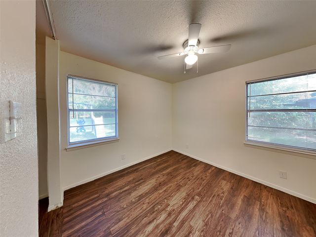 2503 Roberts Circle, Arlington, TX 76010