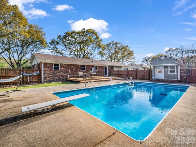 913 Webb Road, Ellenboro, NC 28040