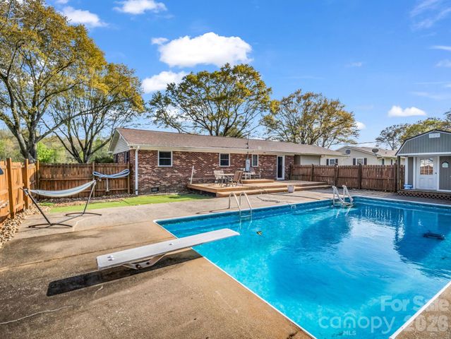 913 Webb Road, Ellenboro, NC 28040