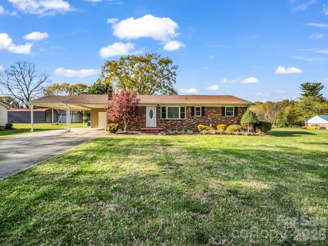 913 Webb Road, Ellenboro, NC 28040