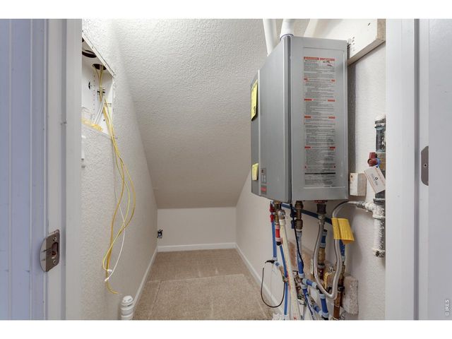 610 Stonebridge Dr, Longmont, CO 80503