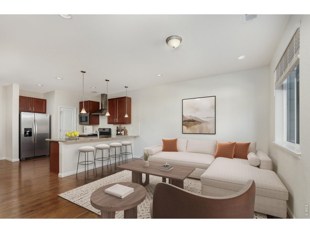 610 Stonebridge Dr, Longmont, CO 80503