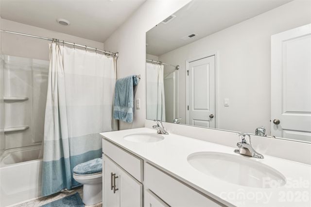 162 Giant Oak Avenue, Statesville, NC 28677