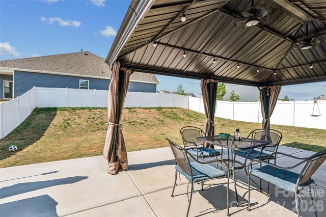 162 Giant Oak Avenue, Statesville, NC 28677