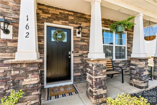 162 Giant Oak Avenue, Statesville, NC 28677
