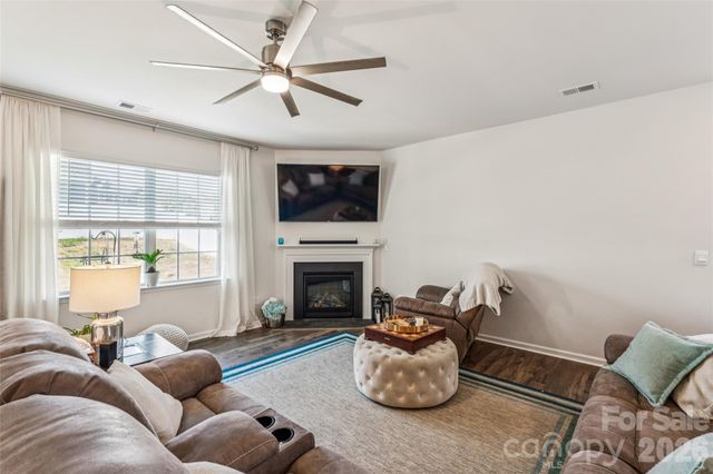 162 Giant Oak Avenue, Statesville, NC 28677