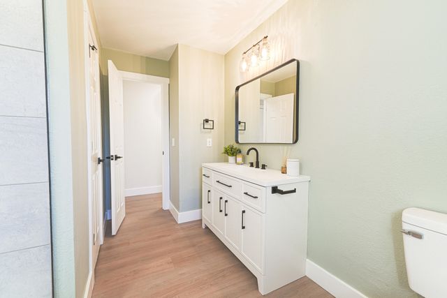 2129 N Kentwood Avenue, Springfield, MO 65803