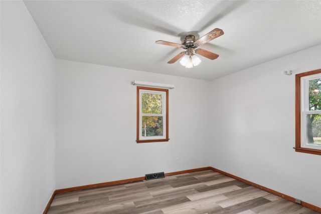 509 S F Street, Indianola, IA 50125